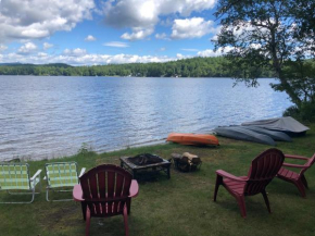 Little Loon Cottage and Beach on Webster Lake